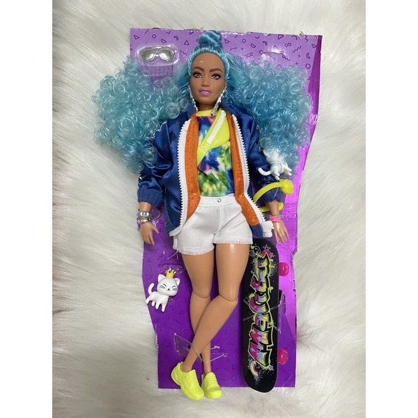 Tách lẻ box 5 barbie extra