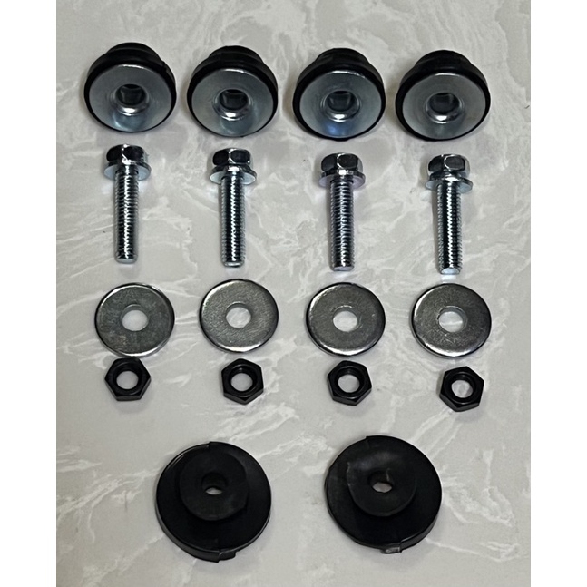 Bộ ốc đệm cao su treo nhựa đuôi xe Dream Thái + Dream Việt