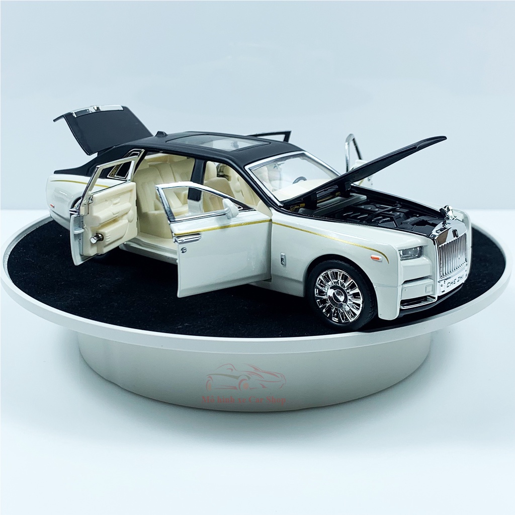 Mô hình xe Rolls-Royce Phantom VIII tỉ lệ 1:32