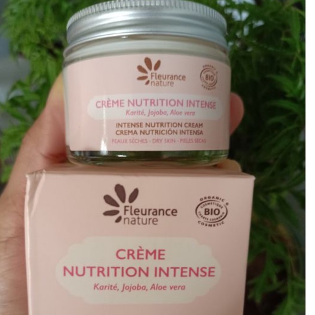 Kem dưỡng dành cho da cực khô. Bao bì mới