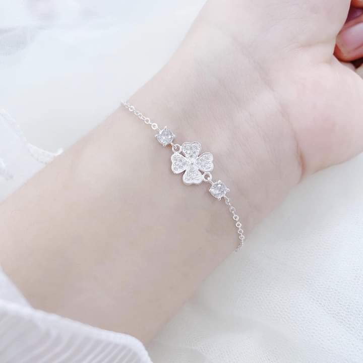 Lắc tay cỏ 4 lá may mắn Lucky Leaf