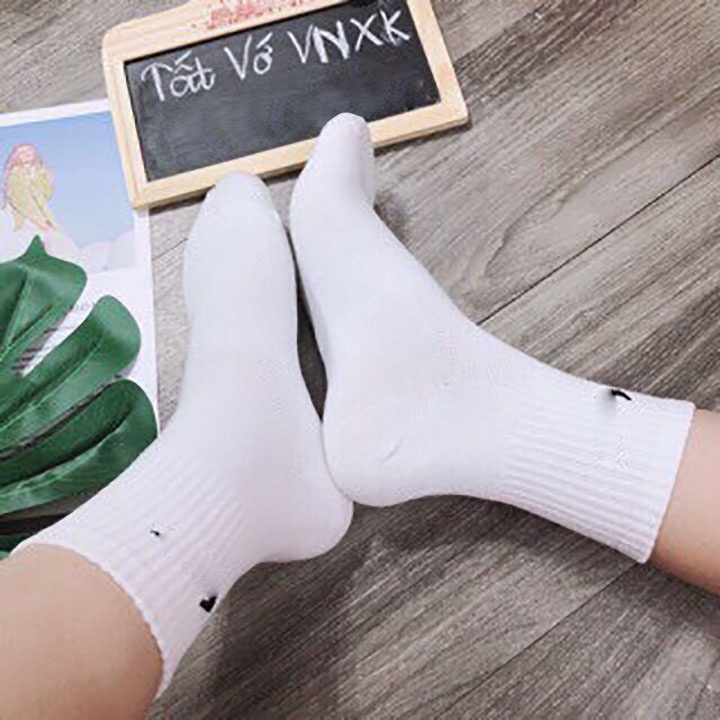 Tất dệt kim trắng, tất vớ cổ cao thể thao