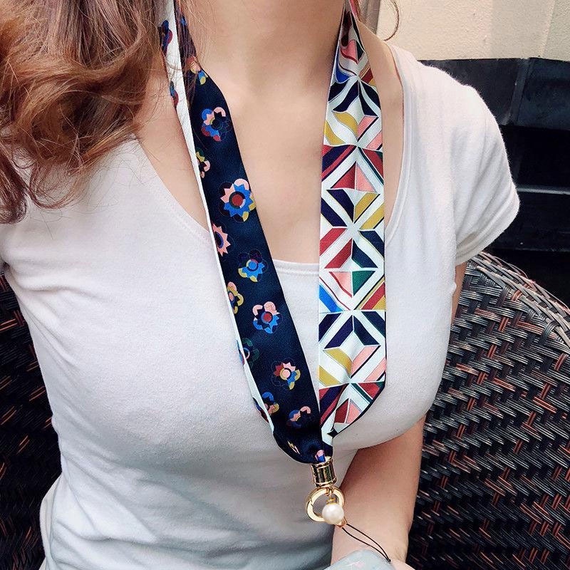 Khăn Choàng Cổ Lụa Bản Rộng Đính Ngọc Trai Nhân Tạo Cho Điện Thoại