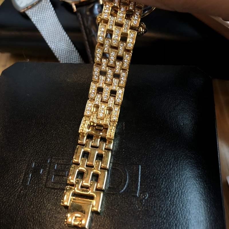 Louis Lasserre- mới 99%