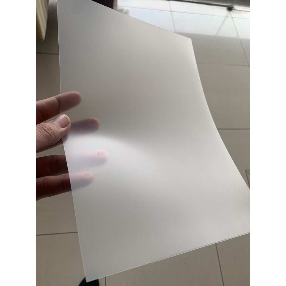 Tấm nhựa trong mờ bề mặt sần khổ A4 (210x294)