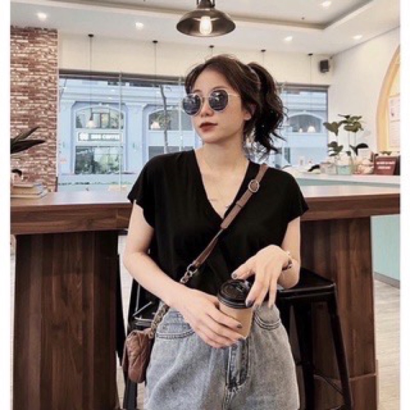Áo thun cổ tim chất cottong lạnh mã 004.Linhchi.studio