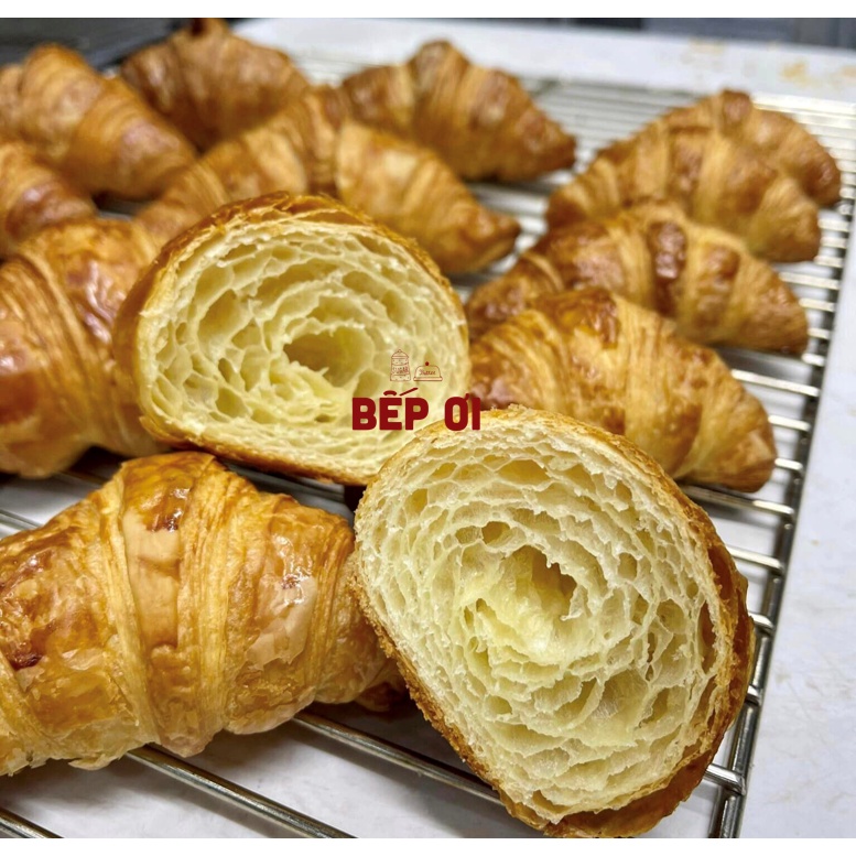 Bánh Croissant đông lạnh 30g/cái - gói 15 cái