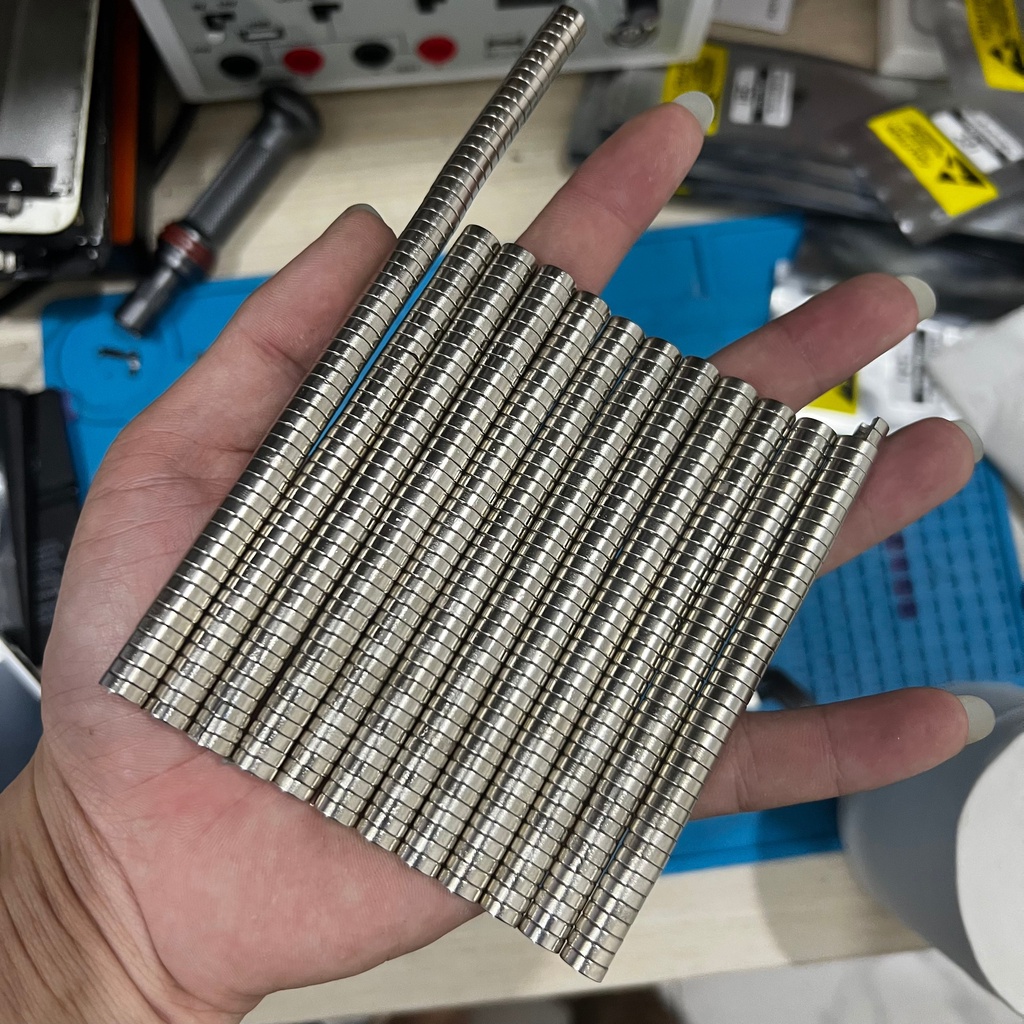 Vòng bi nam châm hút ốc