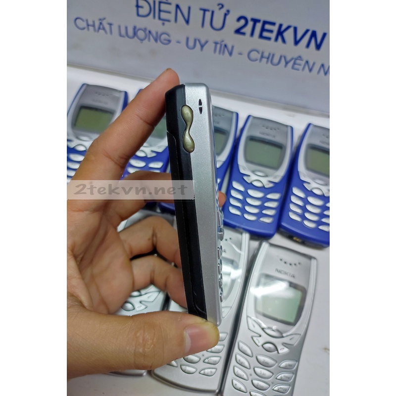 Điện thoại Nokia 8250 kèm pin sạc máy đẹp bảo hành 12 tháng