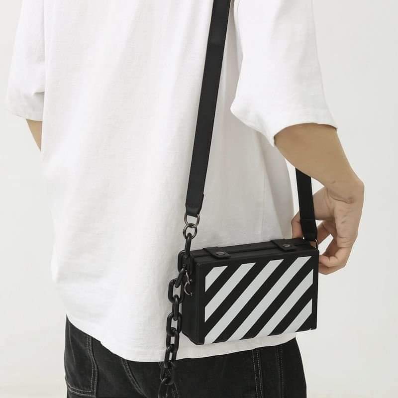Túi đeo chéo hộp vuông OFF unisex kiểu trơn kèm xích thời trang