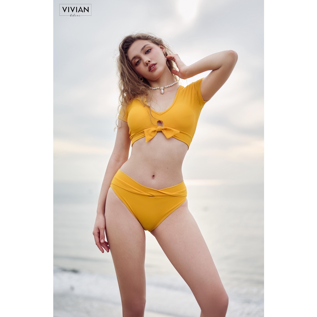Đồ bơi nữ cao cấp 𝐕𝐈𝐕𝐈𝐀𝐍 dạng hai mảnh áo tay ngắn, cổ V cách điệu - màu Vàng - VS172_YL