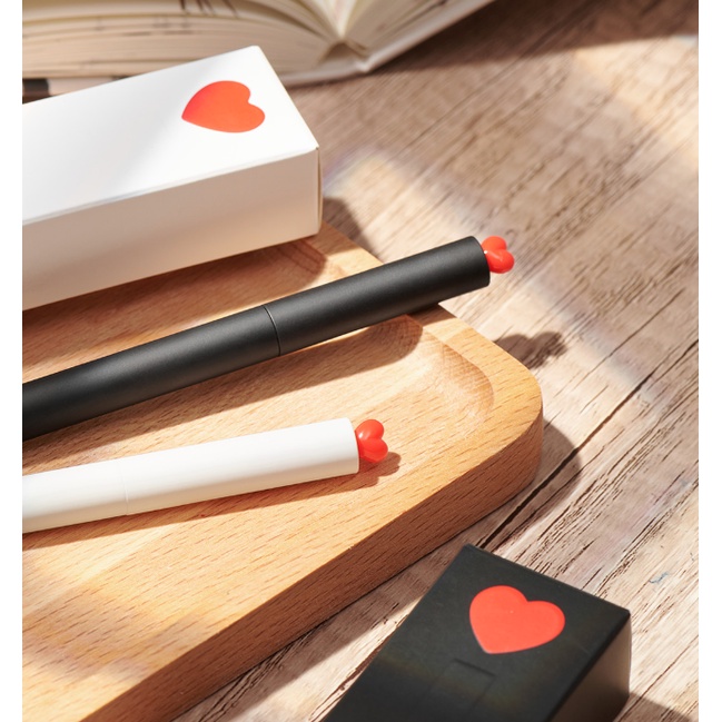 Bút bi gel xoay Kaco Love kèm 2 ruột mực đen ngòi 0,5mm