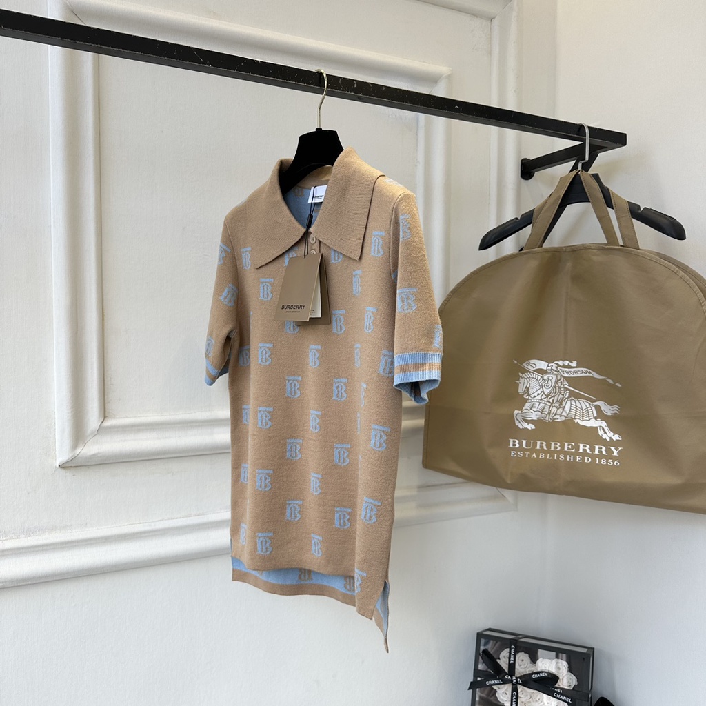 Set váy áo thời trang cao cấp Burberry BBR thiết kế thanh lịch, sang trọng