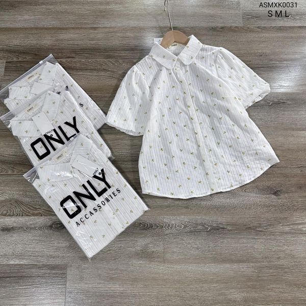 Sơ mi ONLY tay bồng cổ sen