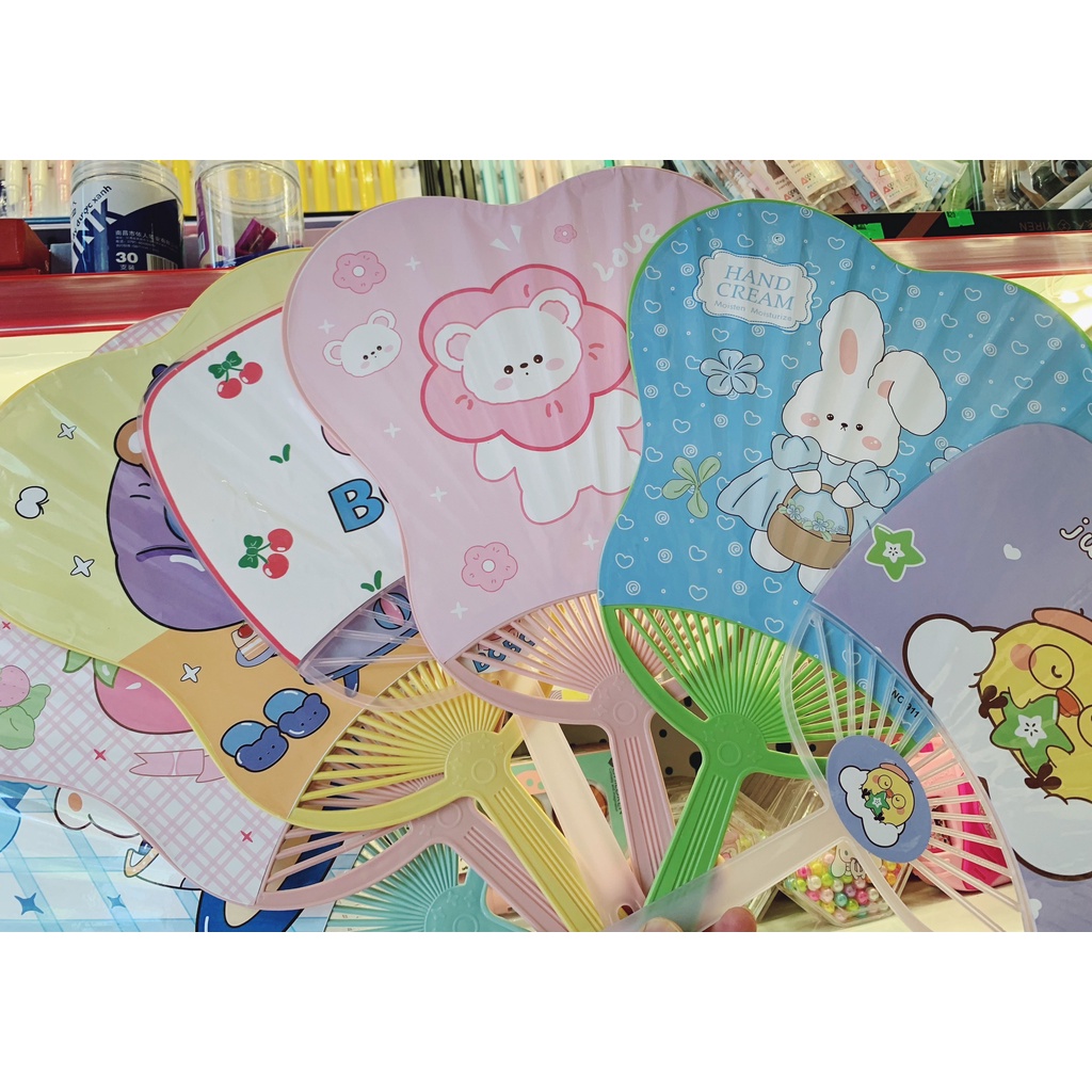Quạt nhựa cầm tay, quạt nhựa cute, nhiều hình dễ thương