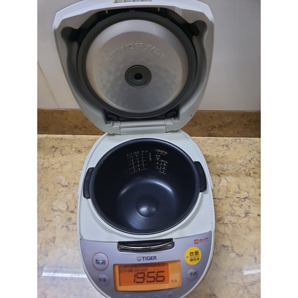 Nồi cơm điện cao tần Tiger tacook 1L nhật bãi