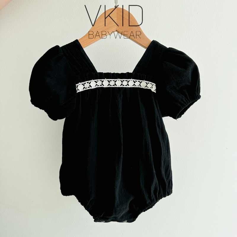 V25 Bodysuit nhún ngực pha ren tay bồng điệu đà cho bé gái size 5-13kg chất thô cara mềm mát