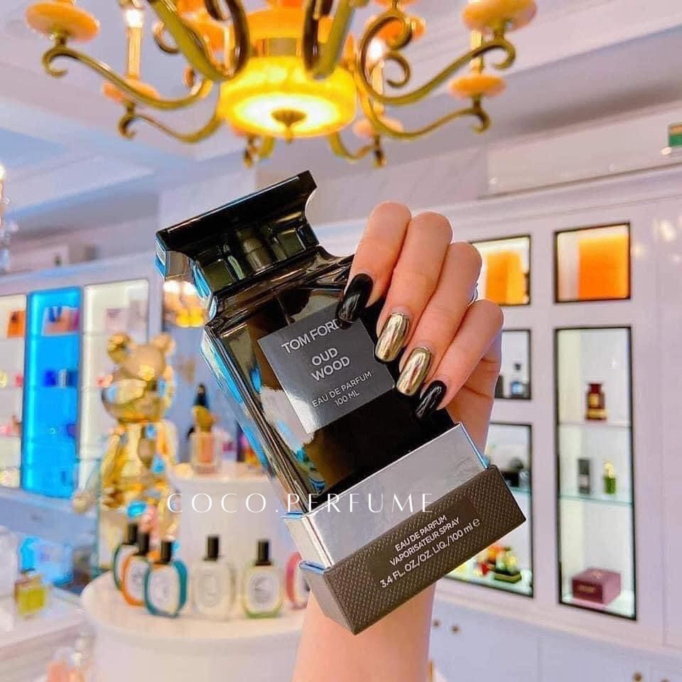 Nước hoa nam nữ Tom Ford Oud Wood EDP 100ml Hương gỗ trầm ấm lịch lãm bí ẩn - coco.cosmetic