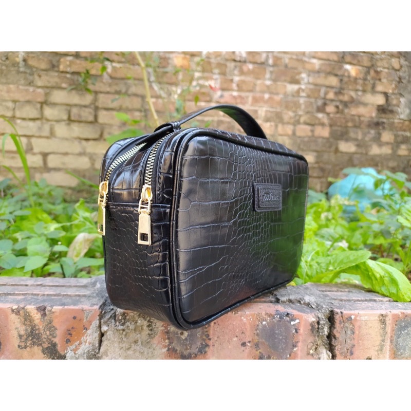 Túi golf cầm tay- túi cầm tay Titlseit vân da cá sấu