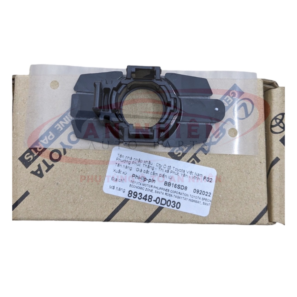 Giá Bắt Cảm Biến Báo Lùi TOYOTA YARIS VIOS 2013-2017 (893480D030)
