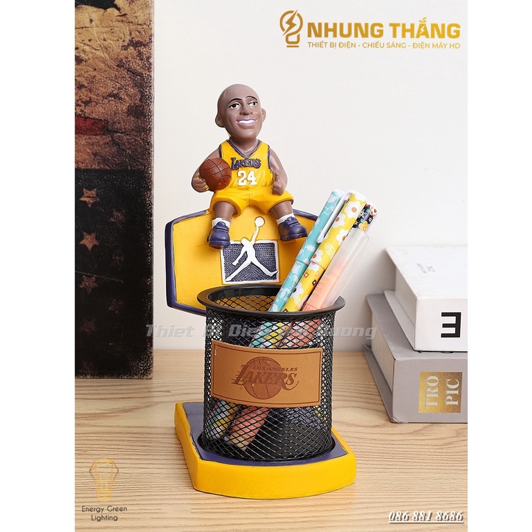 Ống Đựng Bút Mô Hình Cầu Thủ Bóng Rổ Ngồi GL2205 - Decor Trang Trí Căn Phòng - Thiết Kế Độc Đáo,Tiện Dụng