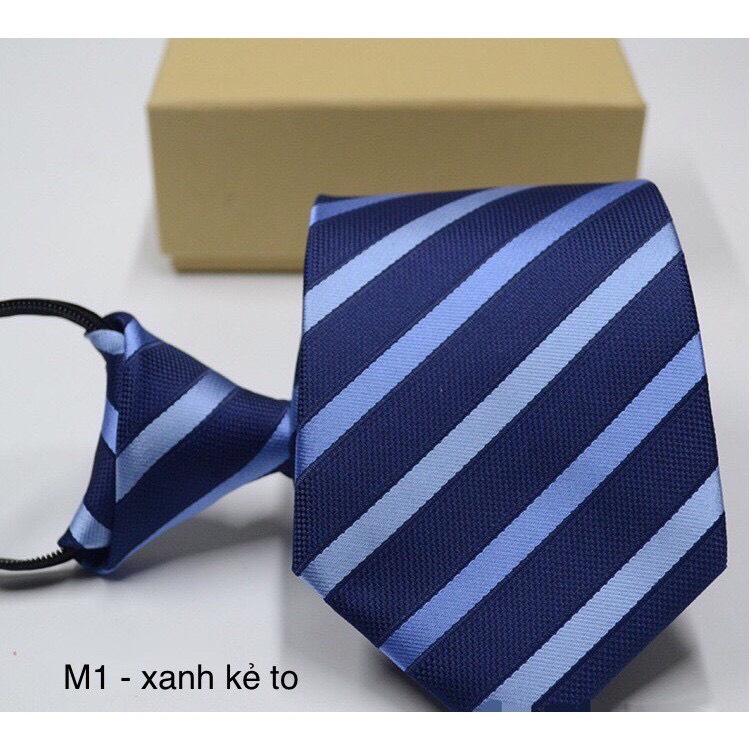 Cà vạt nam thắt sẵn xanh chấm trắng