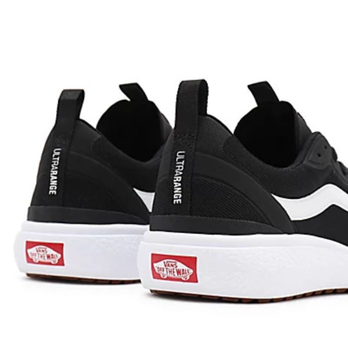 Giày Vans UltraRange Exo VN0A4U1KBLK