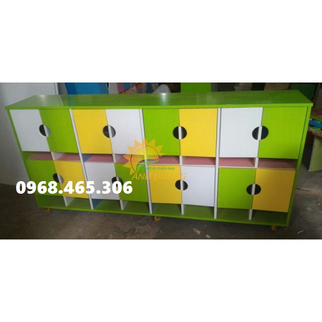 Tủ gỗ đựng cặp, dép trẻ em dành cho trường mầm non