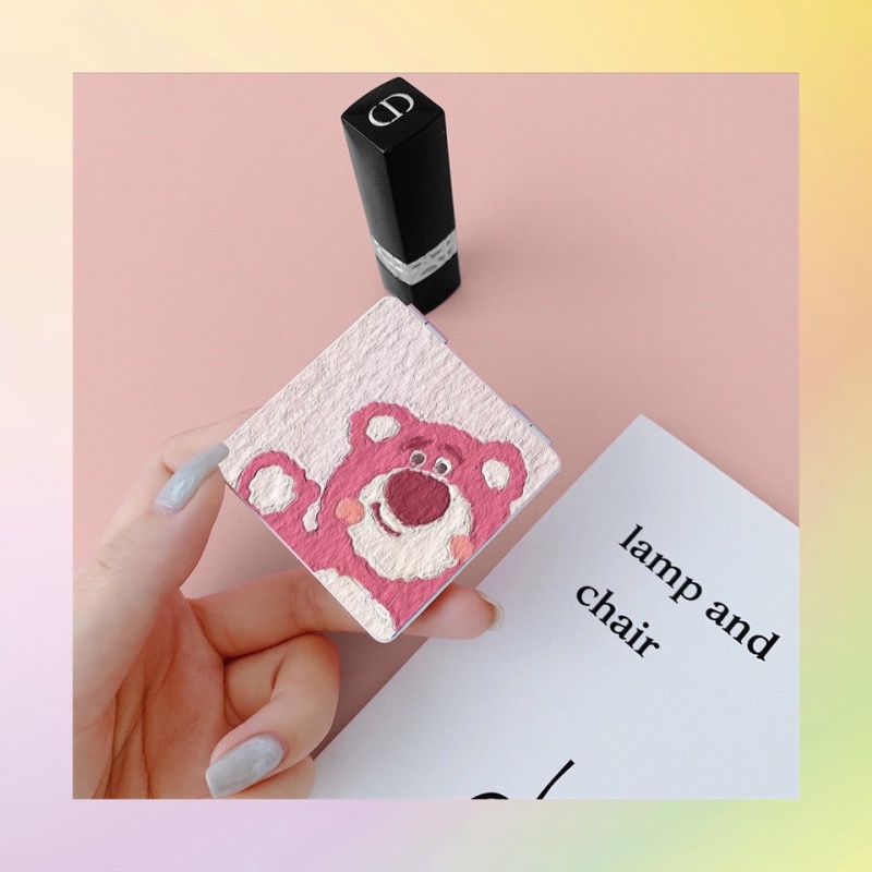 Gương Trang Điểm Cầm Tay mini Hình Vuông In Họa Tiết Dâu Tây / Gấu Dễ Thương