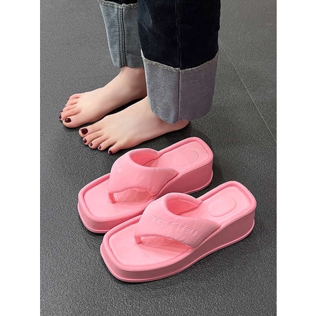 Dép bánh mì Dép đi biển thời trang mới