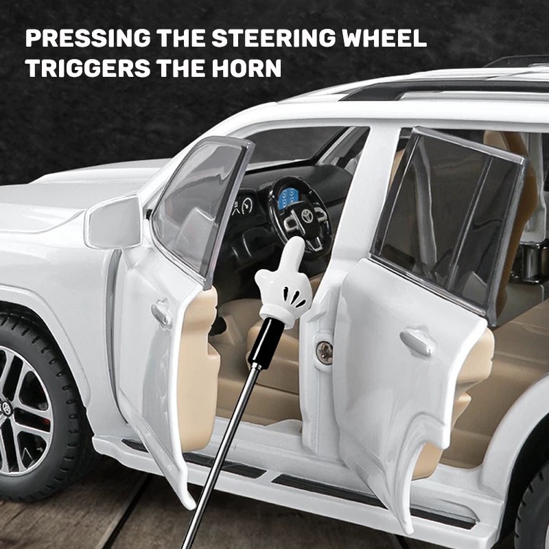 Mô Hình Xe Hơi Toyota Land Cruiser Bằng Hợp Kim Tỉ Lệ 1: 24