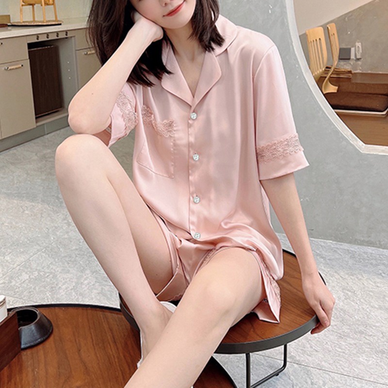 Bộ ngủ lụa quần đùi cúc ngọc, có ren điệu đà, hàng Quảng Châu Cao Cấp