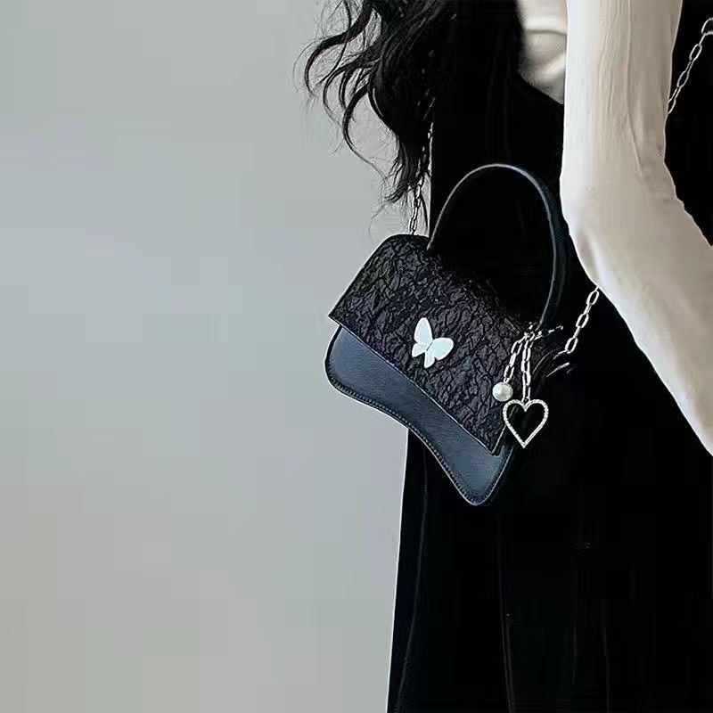 Túi xách nữ với mặt dây chuyền trái tim Dây đeo vai Túi dành cho mua sắm thông thường