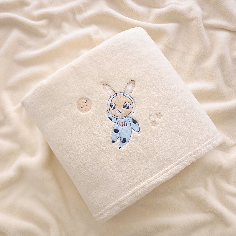 Khăn tắm cho bé sợi lông tuyết siêu mềm mịn, thấm hút nước tốt, phù hợp cho bé sơ sinh, dùng làm khăn tắm chăn quấn