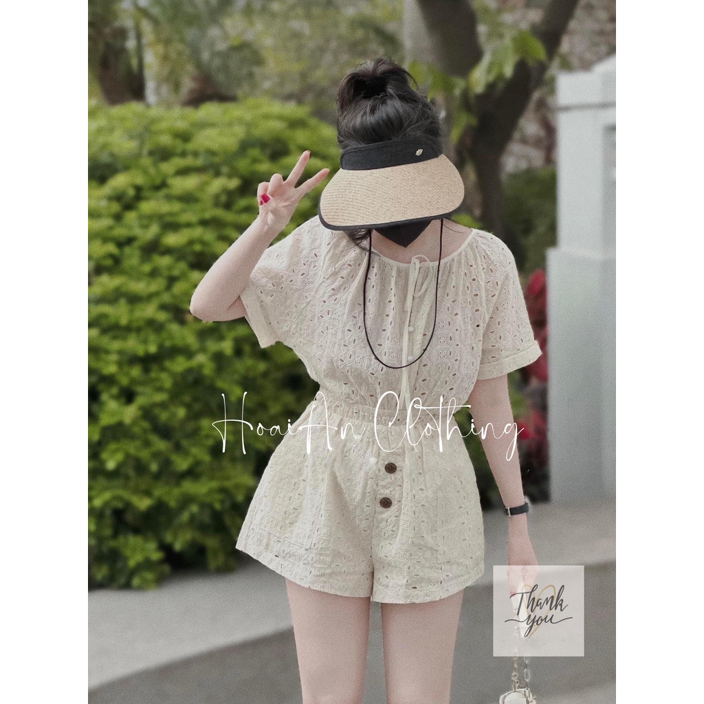 Bộ Jumpsuit dáng ngắn, tay cộc HoaiAn chất ren mềm kèm phần cổ thắt nơi siêu xinh mặc đi biển hay đi chơi