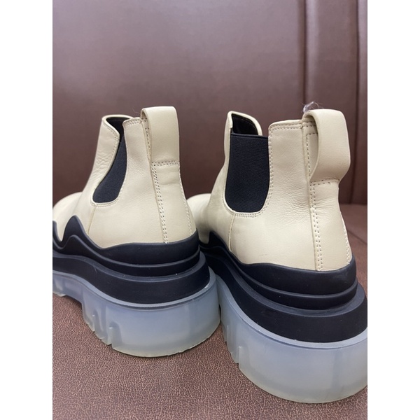 Giầy hiệu Bottega Veneta