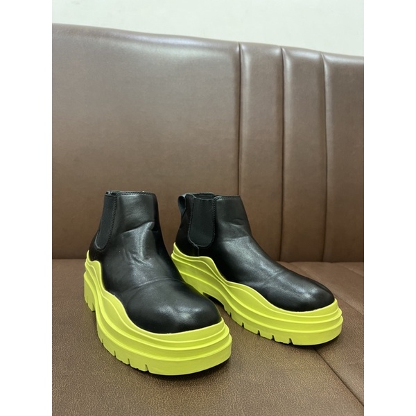 Giầy hiệu Bottega Veneta