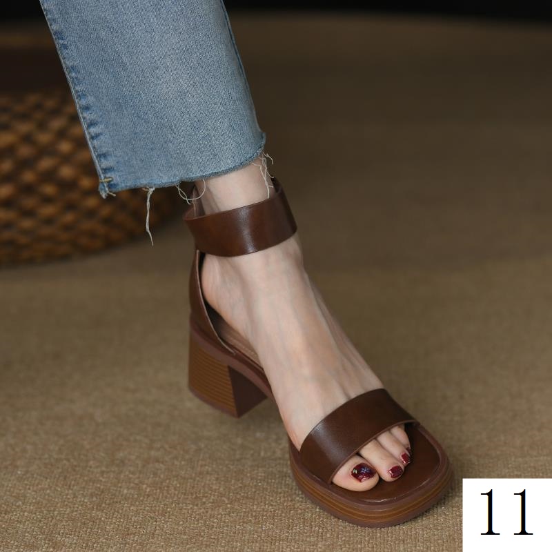 Túi Xách Thiết Kế Thoải Mái Phong Cách Retro Thời TrangGiày Sandal Cao Gót Đế Dày Bằng Da Hở Ngón Phong Cách Âu Mỹ Thời Trang Mùa Hè Cho Nữ