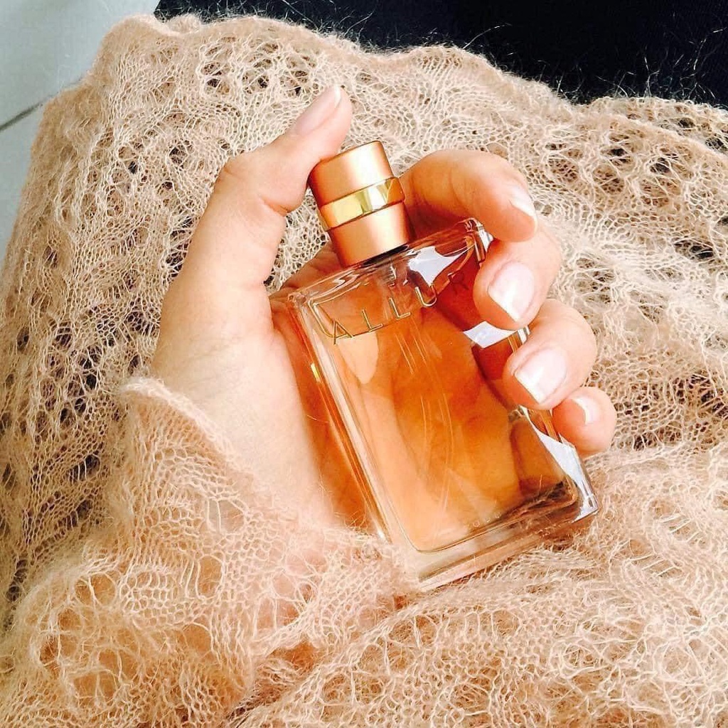 Nước Hoa Nữ Allure For Woman EDP Dung Tích 100ml - Dầu Thơm Nữ Duyên Dáng Thu Hút Thuần Khiết Tự Nhiên