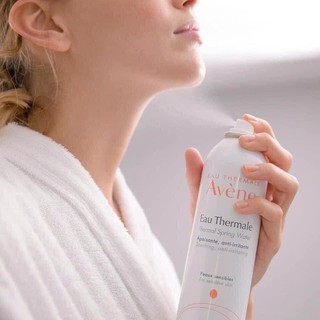 Xịt khoáng avene dưỡng da căng mọng mist
