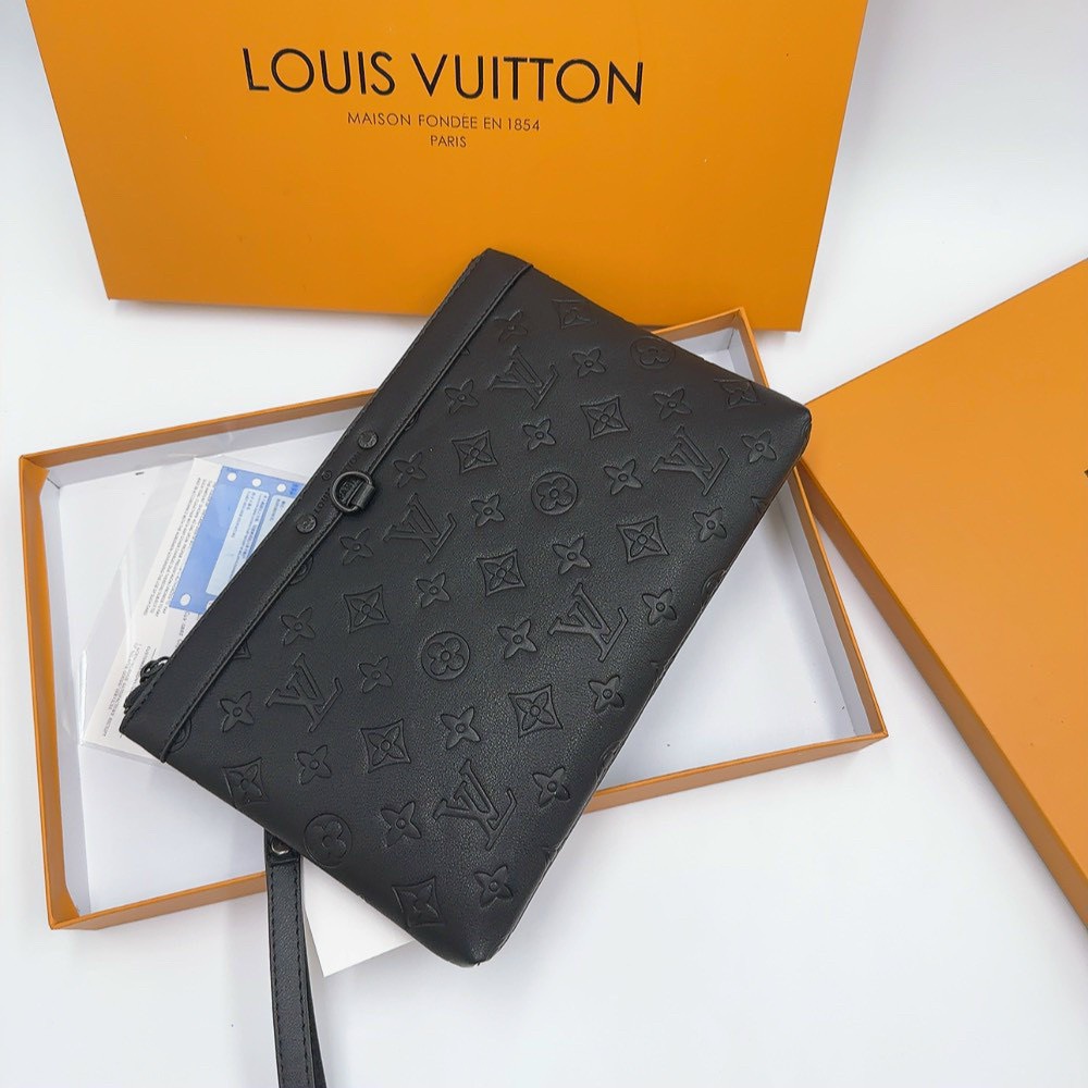 Túi LV Clutch cầm tay, hàng quảng châu, fullbox tem nhãn