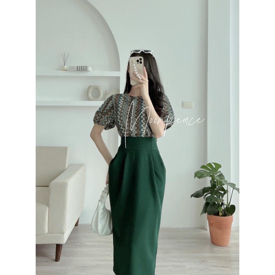 Chân Váy Bút Chì Bom Hàn Quốc Xẻ Sau Dài 70cm Có Túi Chéo 2 Bên