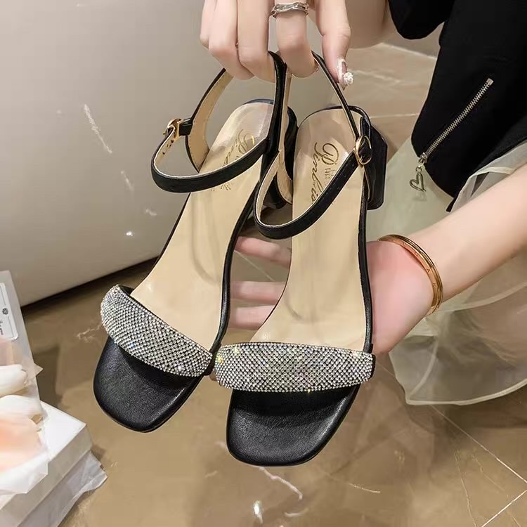 Sandal nữ quai ngang đính đá sang chảnh, gót 3cm H8