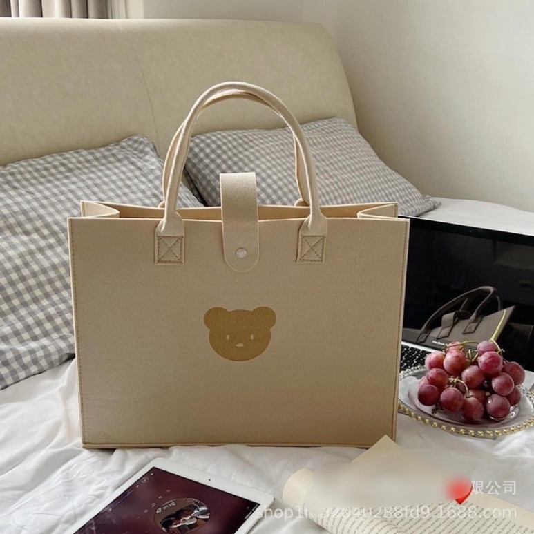 Túi xách nữ, túi vuông cầm tay hoạ tiết hình gấu màu trà sữa chất nỉ siêu cute phong cách hàn quốc