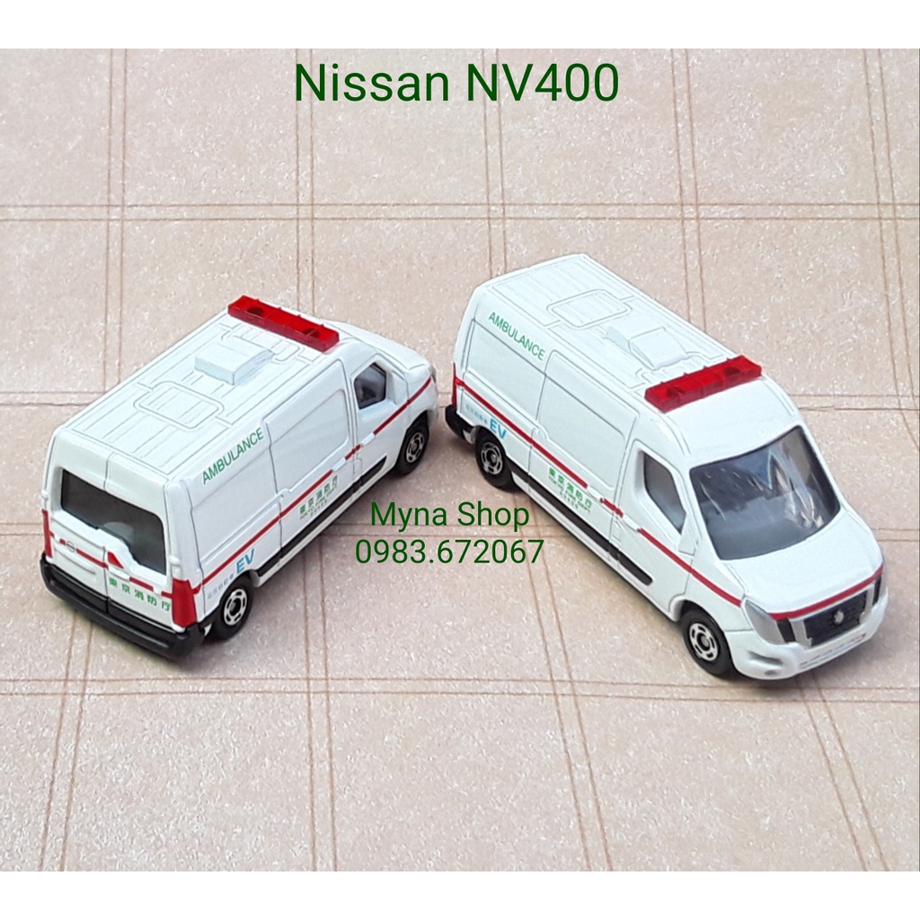 Đồ chơi mô hình tĩnh xe Tomica, No.44 Nissan NV400 EV Ambulance, xe cấp cứu