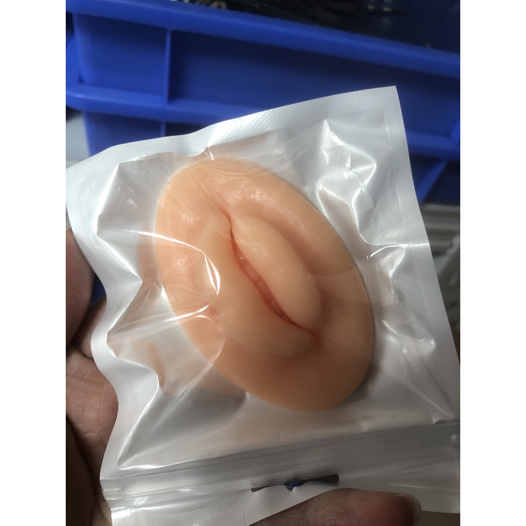 Môi Silicon 5D  Môi Giả 5D Siêu Thực, Môi Luyện Phun Xăm, Tập Tiêm