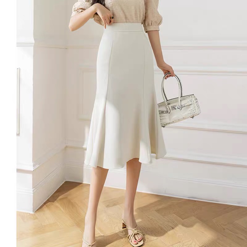 Chân Váy Đuôi Cá Công Sở Dáng Dài Qua Gối