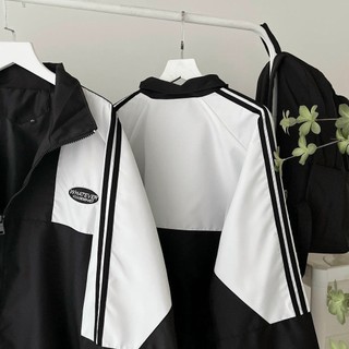 Áo khoác dù unisex hai lớp, Áo khoác cổ bẻ tay sọc phối màu đen trắng in logo watever, Áo khoác dù hai lớp unisex chống