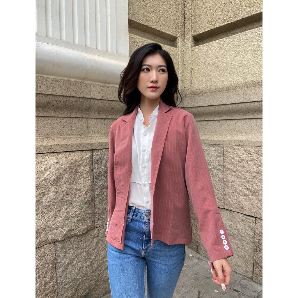 Áo Vest sọc hồng - Lovadova 22O08C001