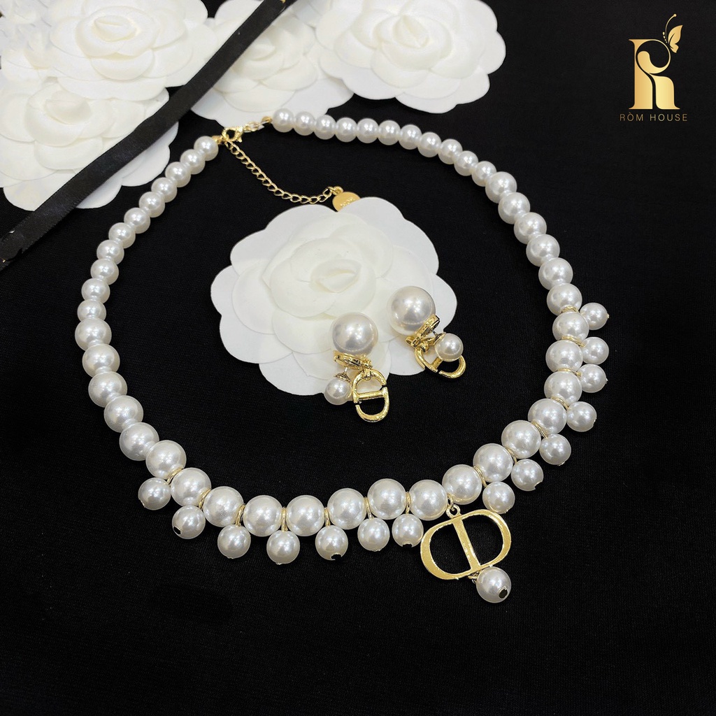 Set choker vòng cổ và hoa tai ngọc châu Ròm house mặt dây chuyền chữ CD sang chảnh